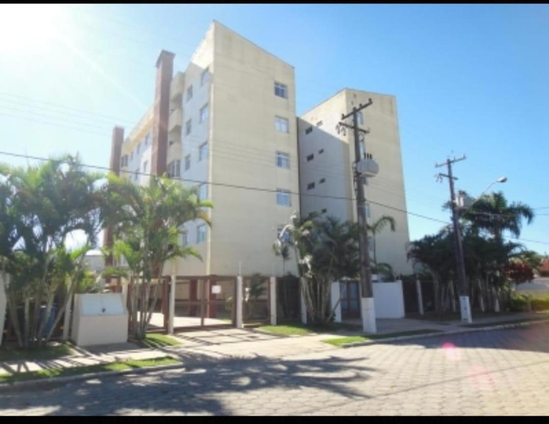 Apartamento Praia Guaratuba Exteriör bild